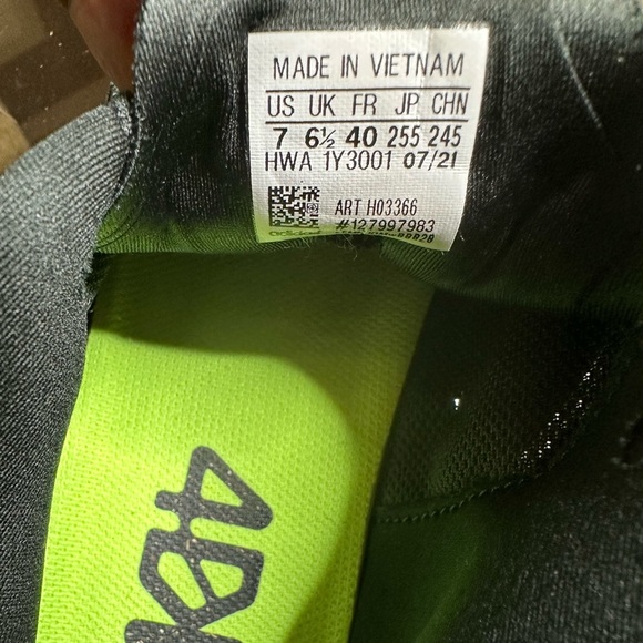 Adidas 4DFWD Pulse Shoes in neon green and black Size 7 men 8.5‎ women - Picture 12 of 14